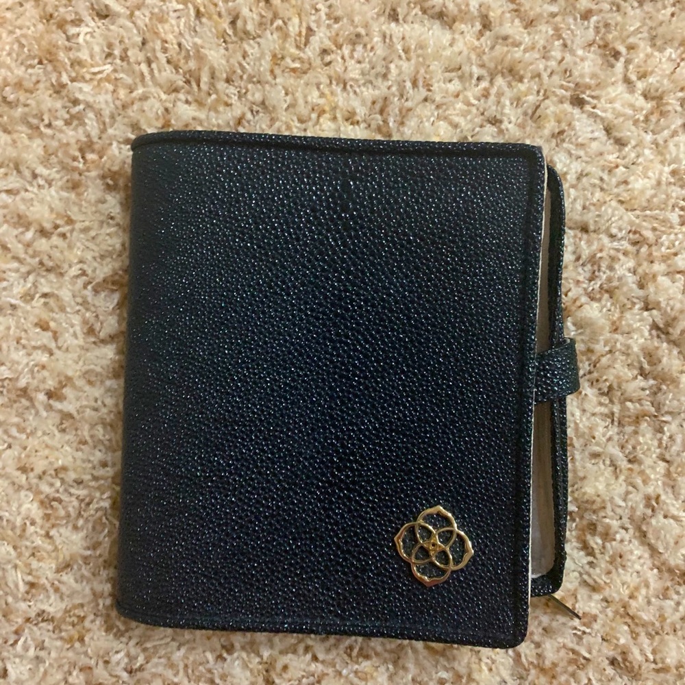 Kendra Scott travel jewelry case 🖤
